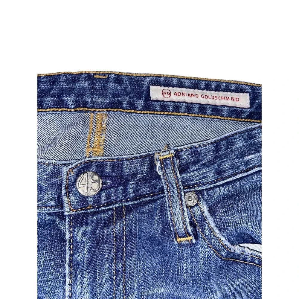 AG Adriano Goldschmied Woman's‎ Medium Wash Distressed Capri Raw Hem Size 29R